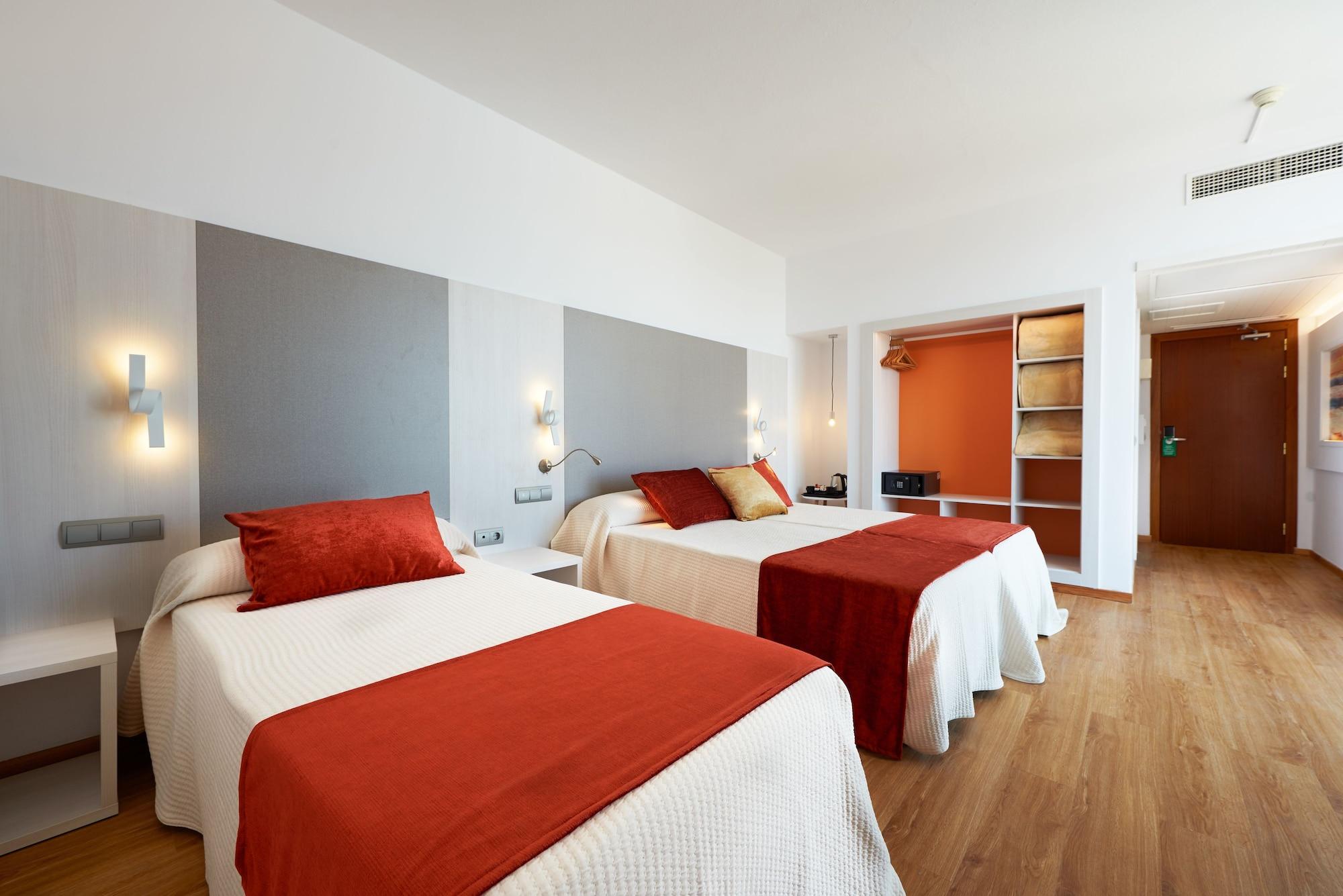 Sant Antoni de Portmany Hotel Abrat מראה חיצוני תמונה