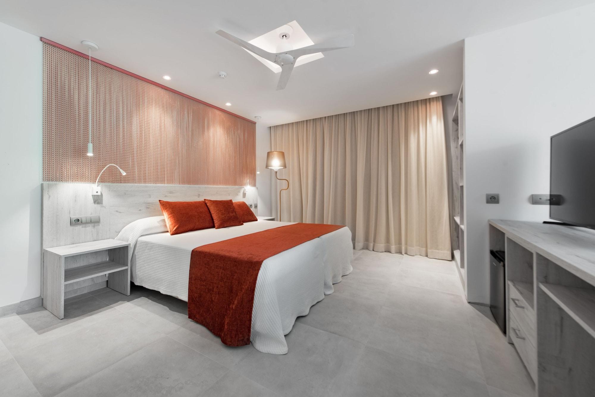 Sant Antoni de Portmany Hotel Abrat מראה חיצוני תמונה
