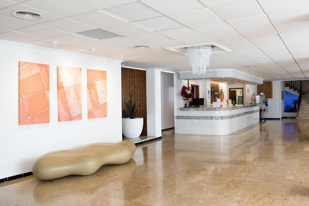 Sant Antoni de Portmany Hotel Abrat מראה חיצוני תמונה