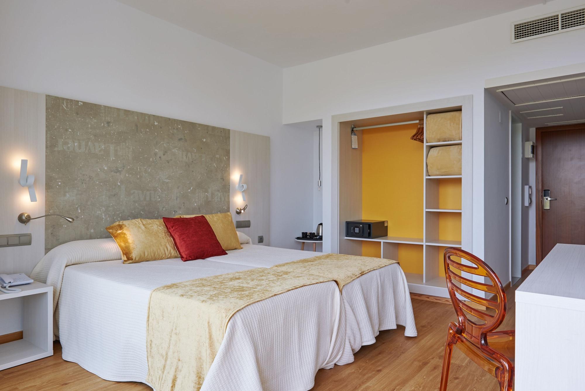 Sant Antoni de Portmany Hotel Abrat מראה חיצוני תמונה
