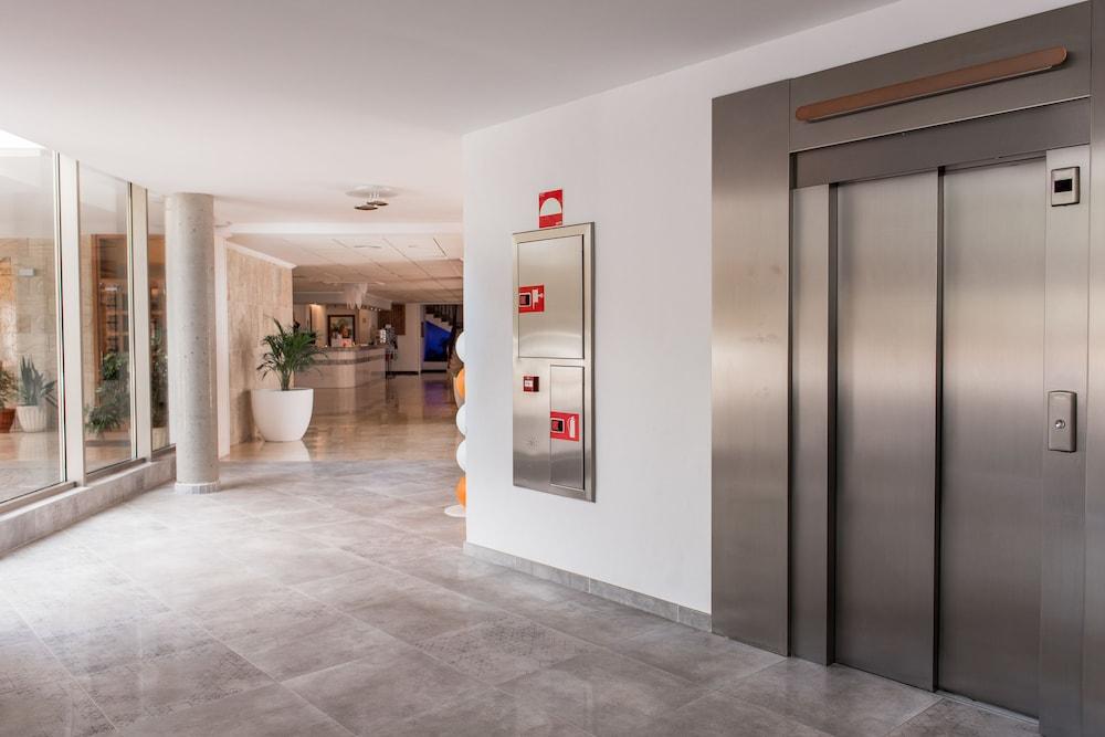 Sant Antoni de Portmany Hotel Abrat מראה חיצוני תמונה