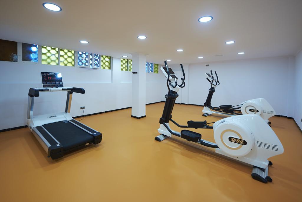 Sant Antoni de Portmany Hotel Abrat מראה חיצוני תמונה