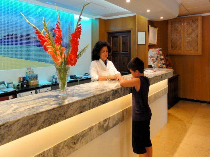 Sant Antoni de Portmany Hotel Abrat מראה חיצוני תמונה