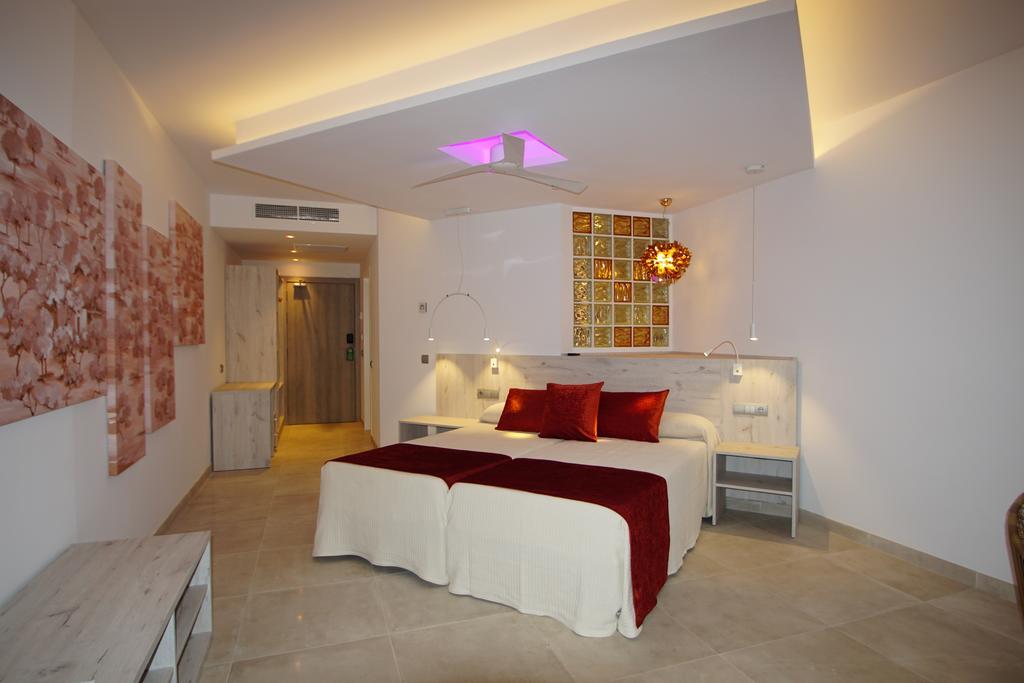 Sant Antoni de Portmany Hotel Abrat מראה חיצוני תמונה